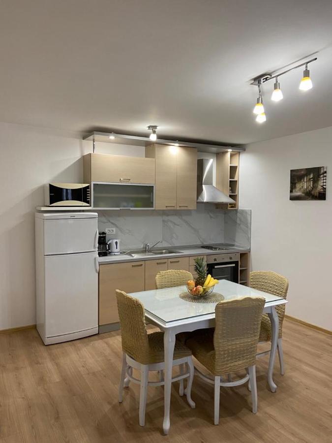 Ana Apartment Split Exterior photo